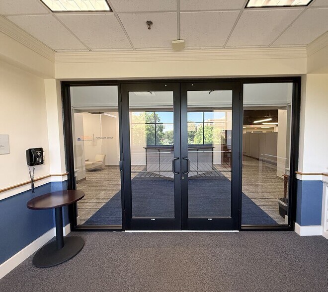 More Photos Of 100 Avon St, Charlottesville Office For Lease