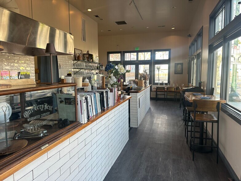 Primary Photo Of 27 Devine St, San Jose Storefront Retail Office For Sale