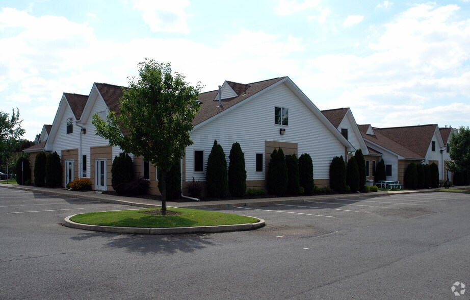 More Photos Of 705 W White Horse Rd, Voorhees Medical For Lease