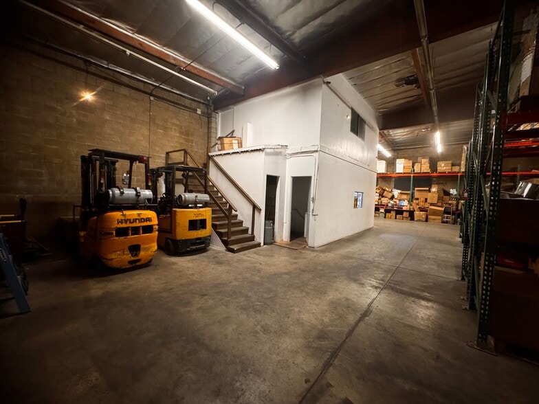 More Photos Of 3939 E Cesar E Chavez Ave, Los Angeles Flex For Lease