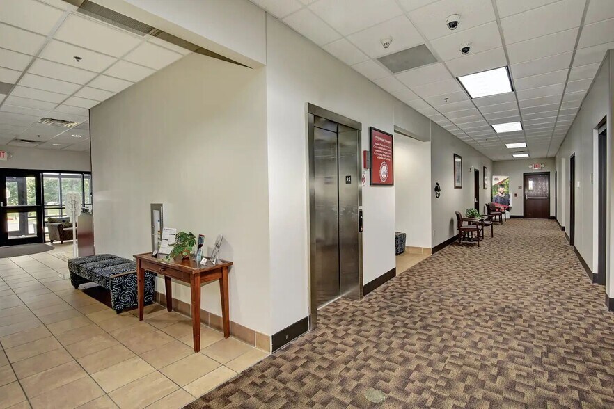 More Photos Of 1500 Alliant Ave, Louisville Schools For Sale