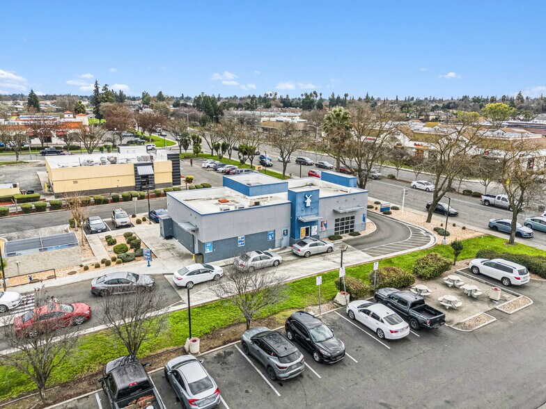 More Photos Of 575 W Olive Ave, Merced Freestanding For Sale