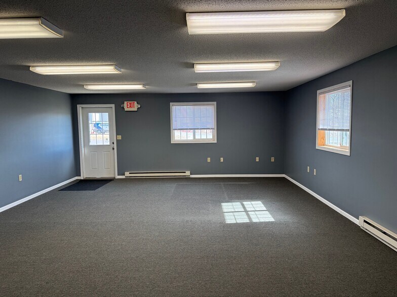 More Photos Of 30659 Pearl Dr, Saint Joseph Warehouse For Lease
