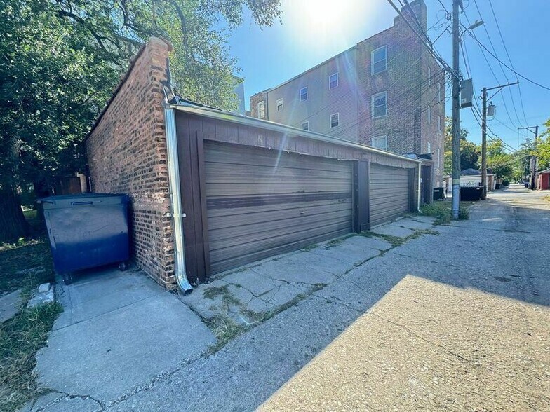 More Photos Of 7250 S Merrill Ave, Chicago Apartments For Sale