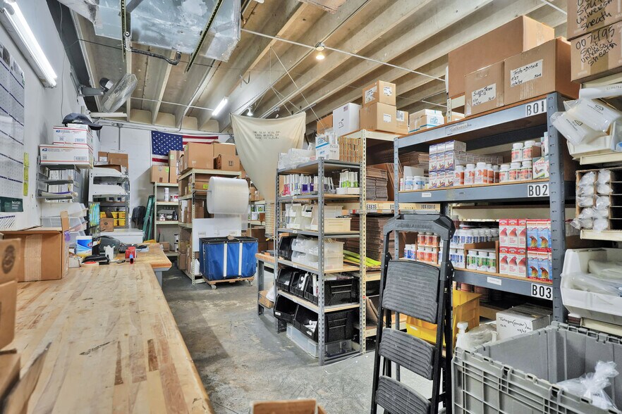 More Photos Of 8111-8119 NW 33rd St, Miami Warehouse For Sale
