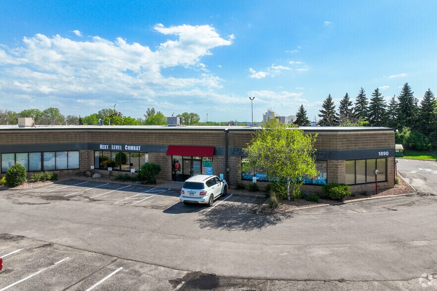 More Photos Of 1890 Woodlane Dr, Woodbury Manufacturing For Sale