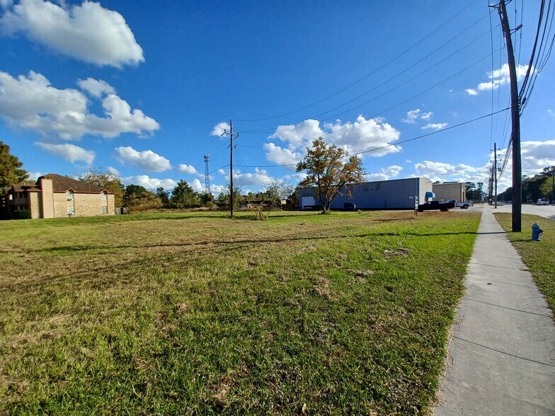 More Photos Of 1315 Houston, Humble Land For Sale