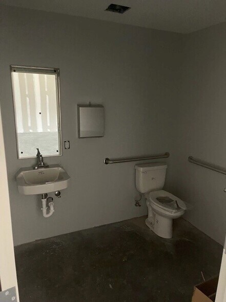 More Photos Of 778 Anne Ln, Aylett Warehouse For Lease