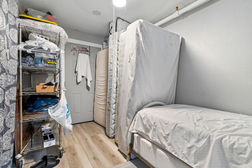 More Photos Of 431 W J St, Oakdale Assisted Living For Sale