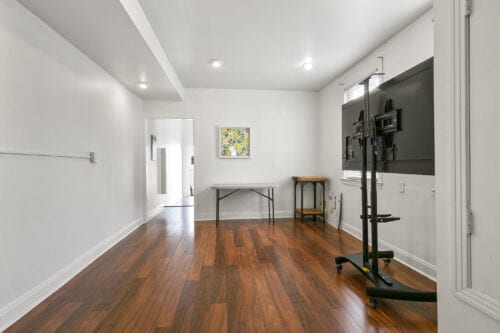 More Photos Of 734 Nashville Ave, New Orleans Freestanding For Lease
