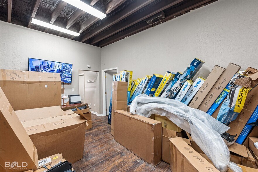 More Photos Of 6508 W 70th St, Shreveport Industrial For Lease