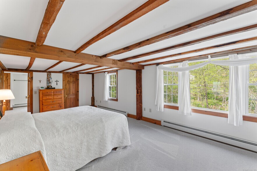 More Photos Of 11 Glen Rd, Sandy Hook Apartments For Sale