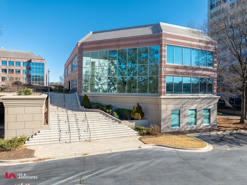 More Photos Of 2200 Lake Blvd NE, Atlanta Office For Sale
