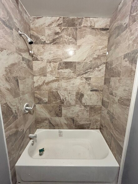 More Photos Of 3918 W Girard Ave, Philadelphia Apartments For Sale