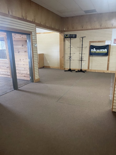 More Photos Of 3455 Keith Bridge Rd, Cumming Freestanding For Sale