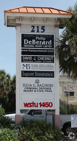 More Photos Of 215 SW Federal Hwy, Stuart Office For Lease