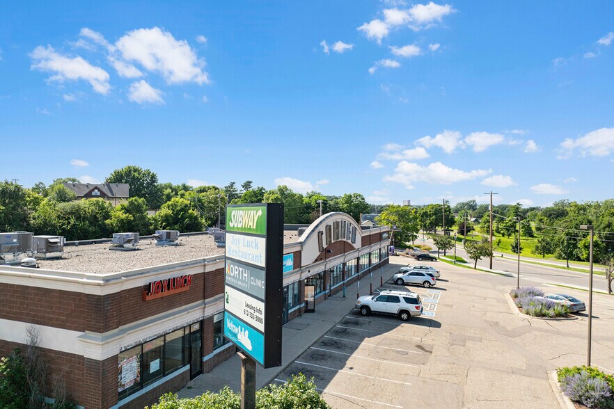 More Photos Of 4201-4209 Webber Pky, Minneapolis Storefront For Sale