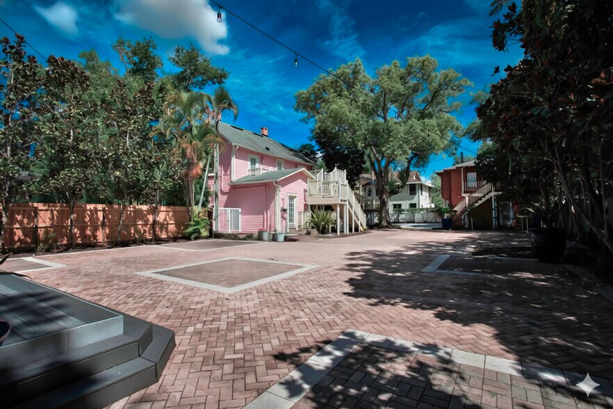 More Photos Of , Orlando Unknown For Sale