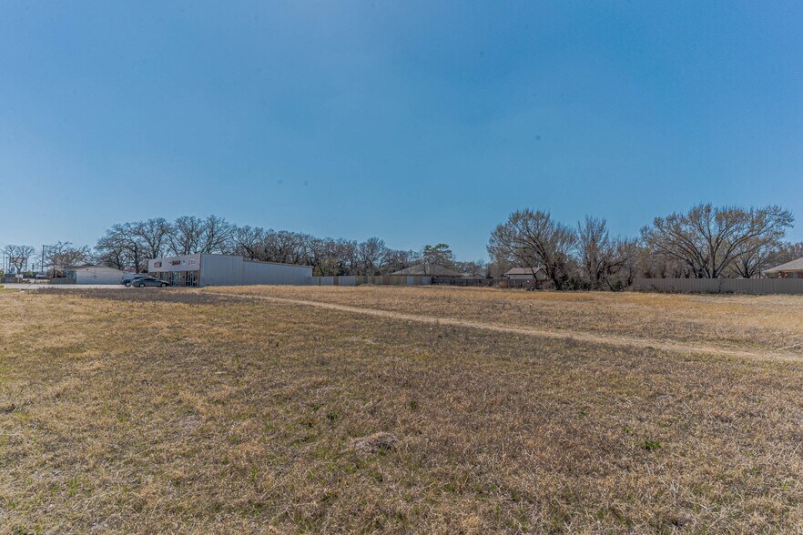 More Photos Of 2937 N Beach St, Fort Worth Land For Sale