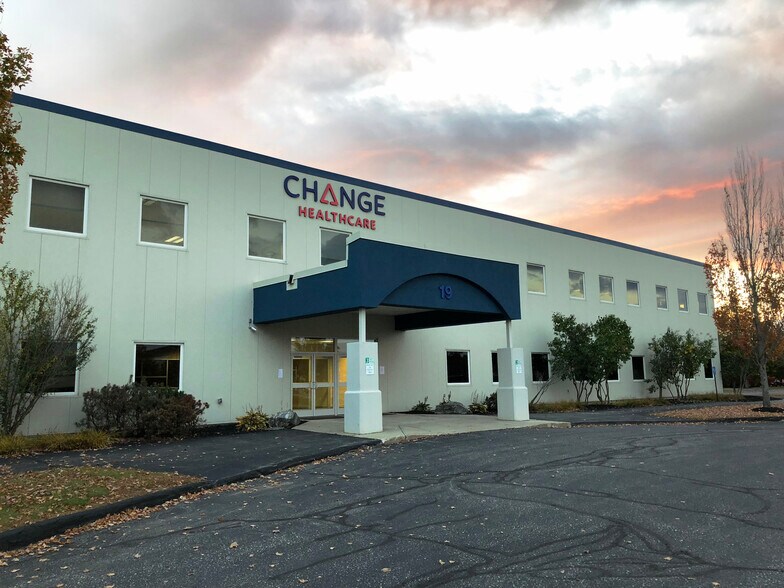 Primary Photo Of 19 Mollison Way, Lewiston Medical For Lease