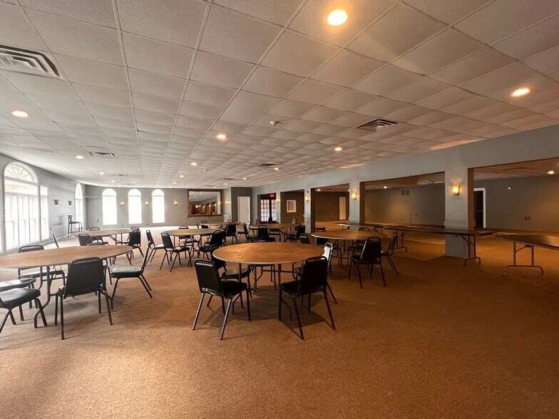 More Photos Of 9501 State Route 13, Camden General Retail For Sale