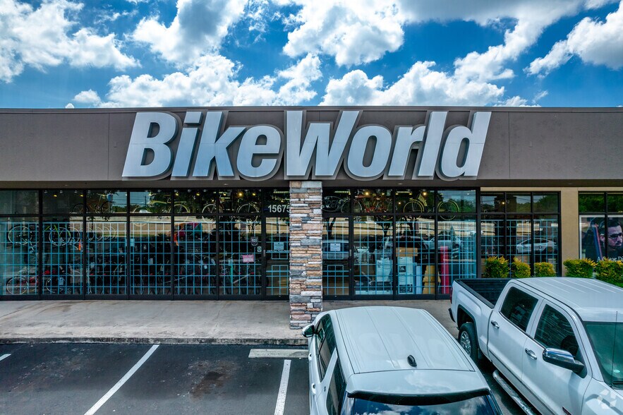 More Photos Of 15665-15689 San Pedro Ave, San Antonio Unknown For Lease