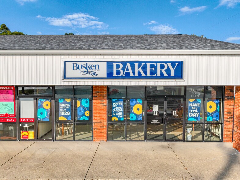 More Photos Of 948 Old State Route 74, Cincinnati Storefront Retail Office For Sale