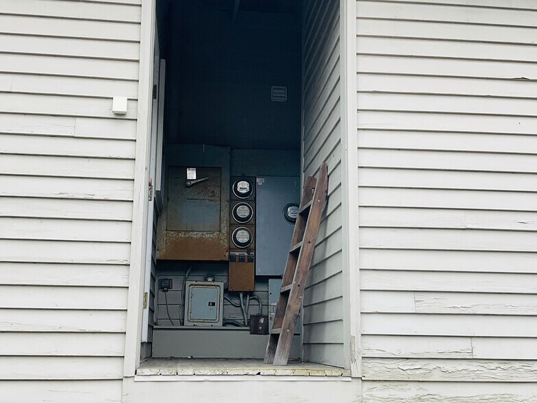 More Photos Of 168 Main St, Great Barrington Medical For Sale