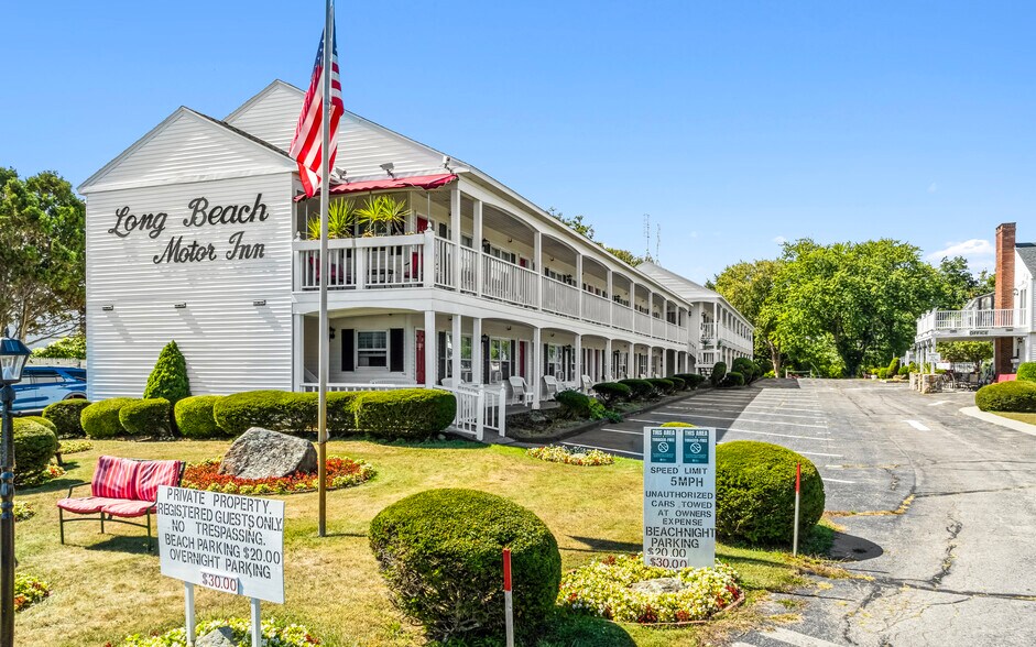 More Photos Of 271 Long Beach Ave, York Beach Hotel For Sale