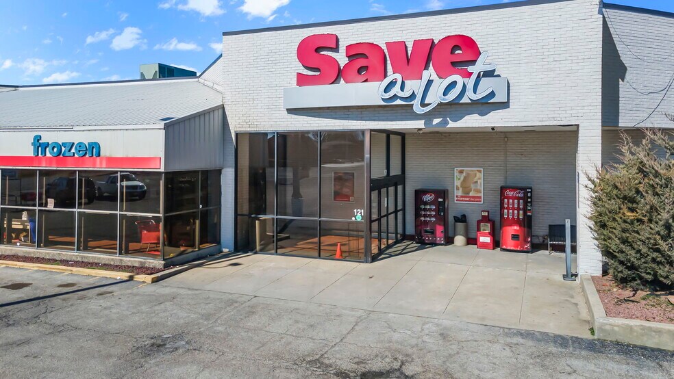 More Photos Of 121 S Sprigg St, Cape Girardeau Supermarket For Sale