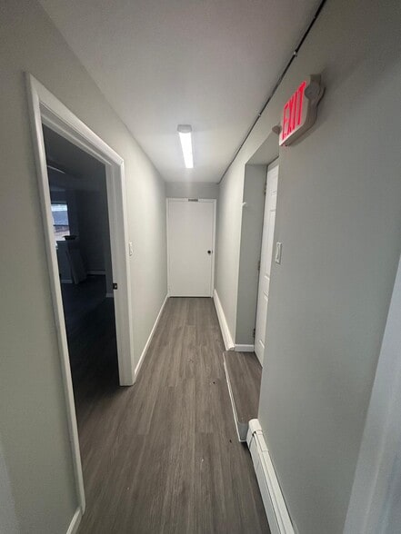 More Photos Of 1922 Rt 27, Edison Medical For Lease