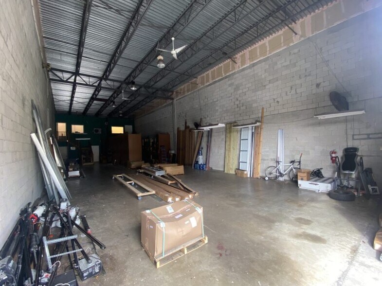 14280 SW 142nd St, Miami, FL 33186 Warehouse For Sale