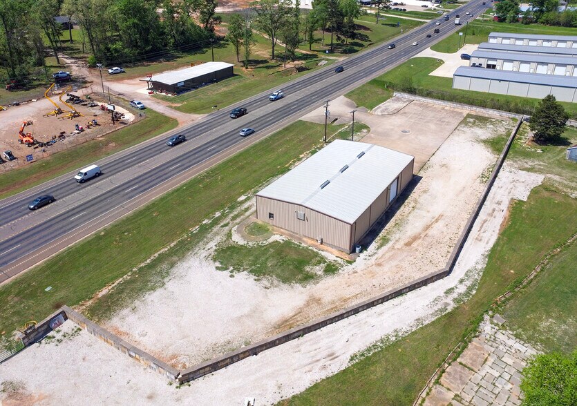 More Photos Of 15503 TX-110, Whitehouse Warehouse For Lease