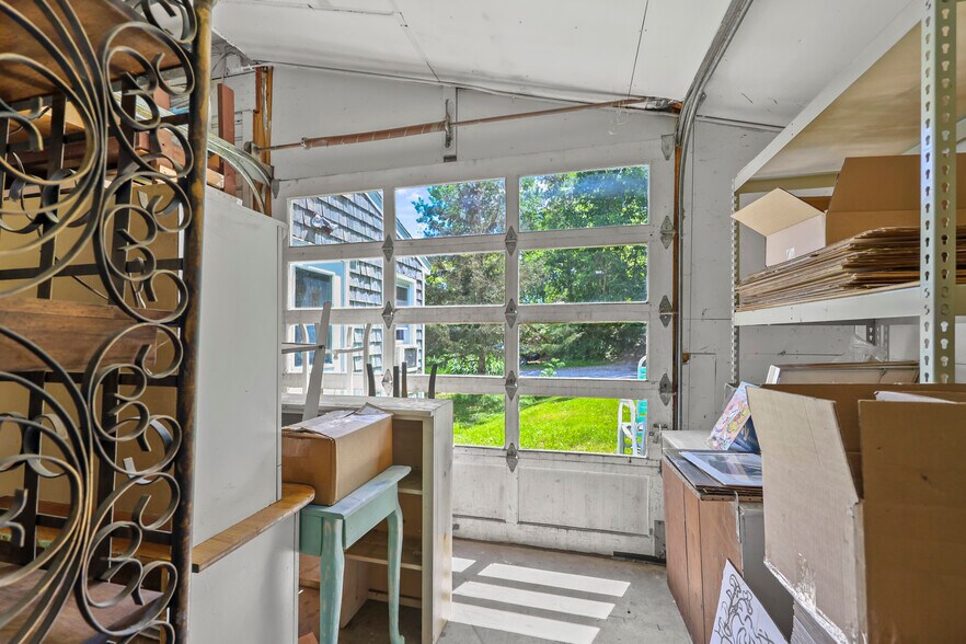 More Photos Of 8 Center St, West Stockbridge Restaurant For Sale