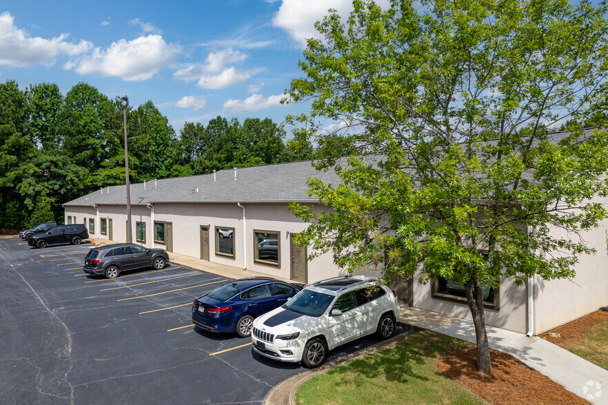 Primary Photo Of 2070 Attic Pky NW, Kennesaw Flex For Lease