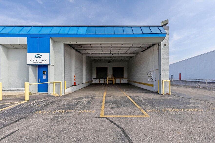 More Photos Of 620 E Weber Rd, Columbus Warehouse For Sale