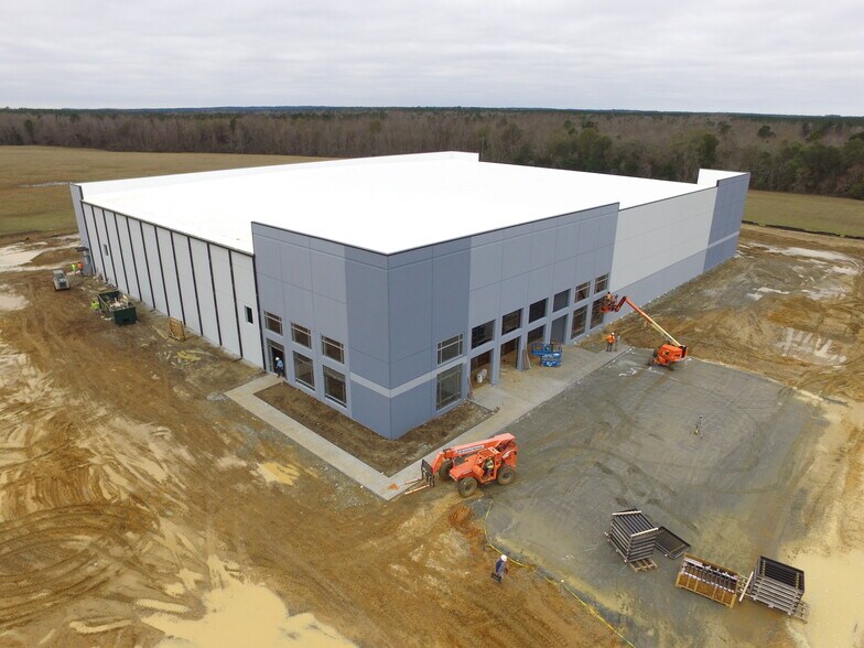 More Photos Of 701 Industrial Park Rd, Sylvania Warehouse For Sale