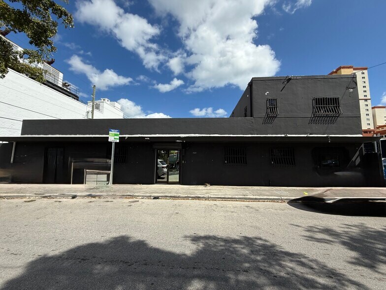 Primary Photo Of 7929 NE 1st Ave, Miami General Retail For Lease