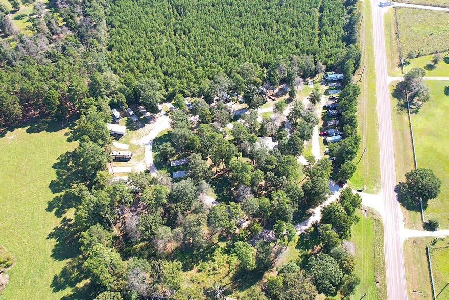 More Photos Of 6300 FM 3081, Willis Manufactured Housing Mobile Home Park For Sale