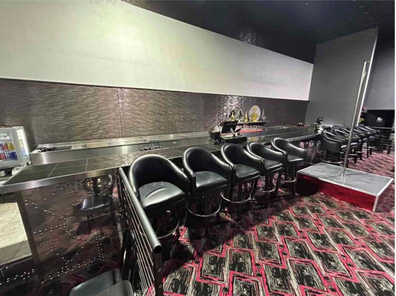 More Photos Of 5957 Terminal Avenue Ave, Colorado Springs Bar For Sale