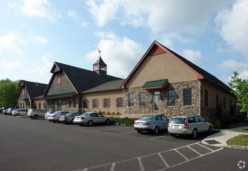 More Photos Of 1456 Ferry Rd, Doylestown Medical For Lease