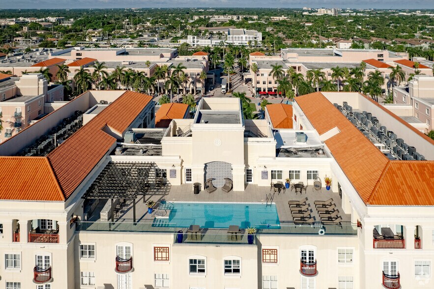 More Photos Of 401 NE Mizner Blvd, Boca Raton Apartments For Sale