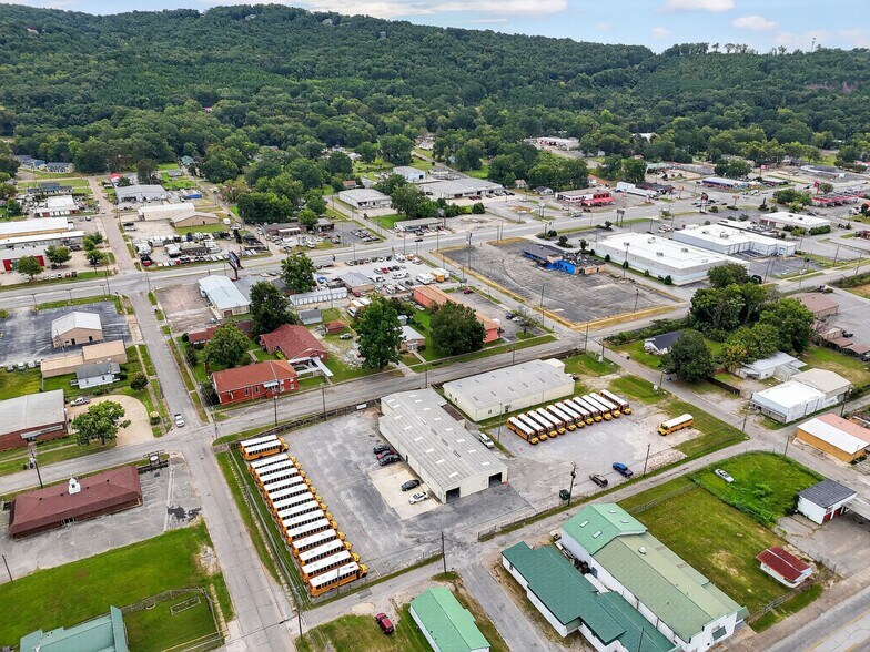 More Photos Of 512 S Wilmer Ave, Anniston Warehouse For Sale