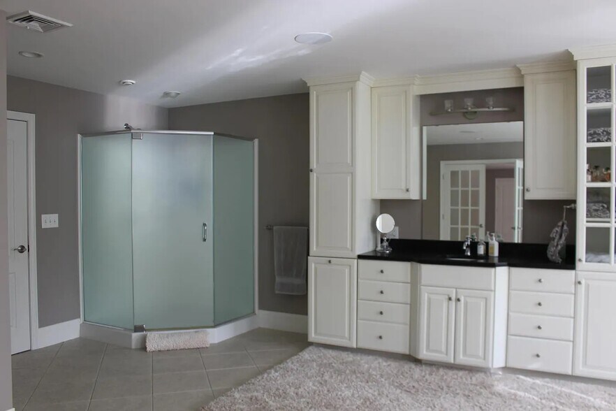 More Photos Of 1376 US Route 1, Cape Neddick Freestanding For Sale