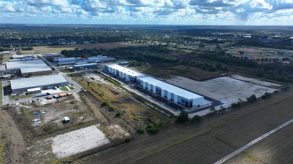 More Photos Of 1585 Centennial Blvd, Bartow Unknown For Lease