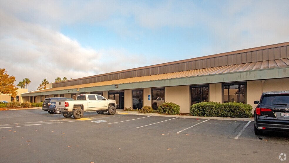More Photos Of 911 Bern Ct, San Jose Light Manufacturing For Lease