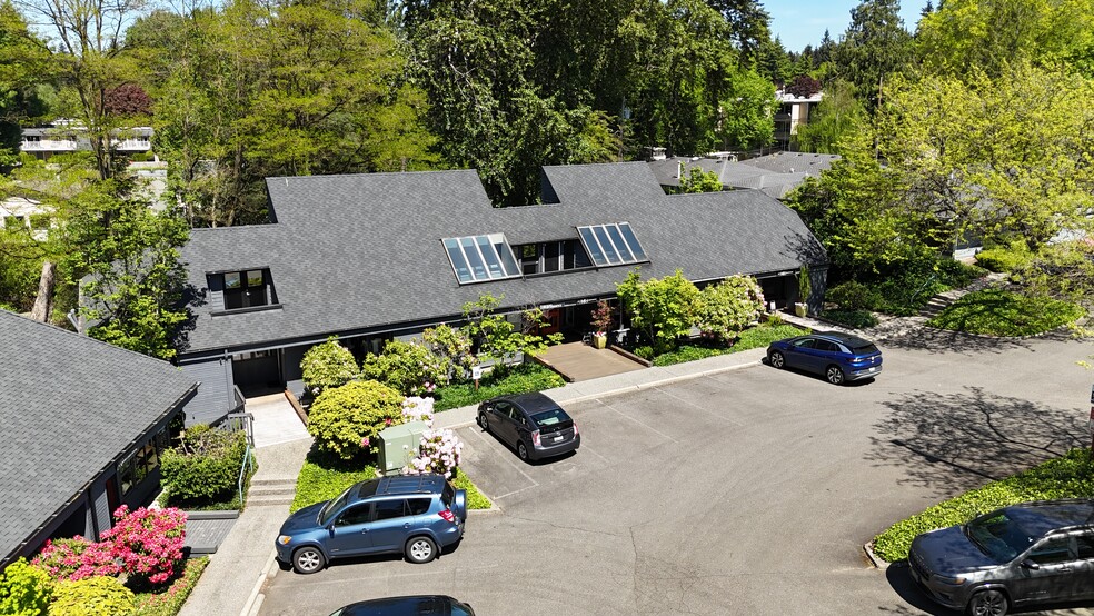 Primary Photo Of 9750 NE 120th Pl, Kirkland Medical For Sale