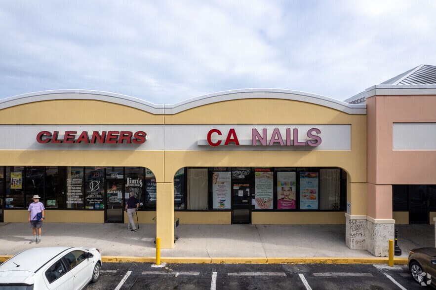 More Photos Of 1411-1525 Sadler Rd, Fernandina Beach Storefront For Lease