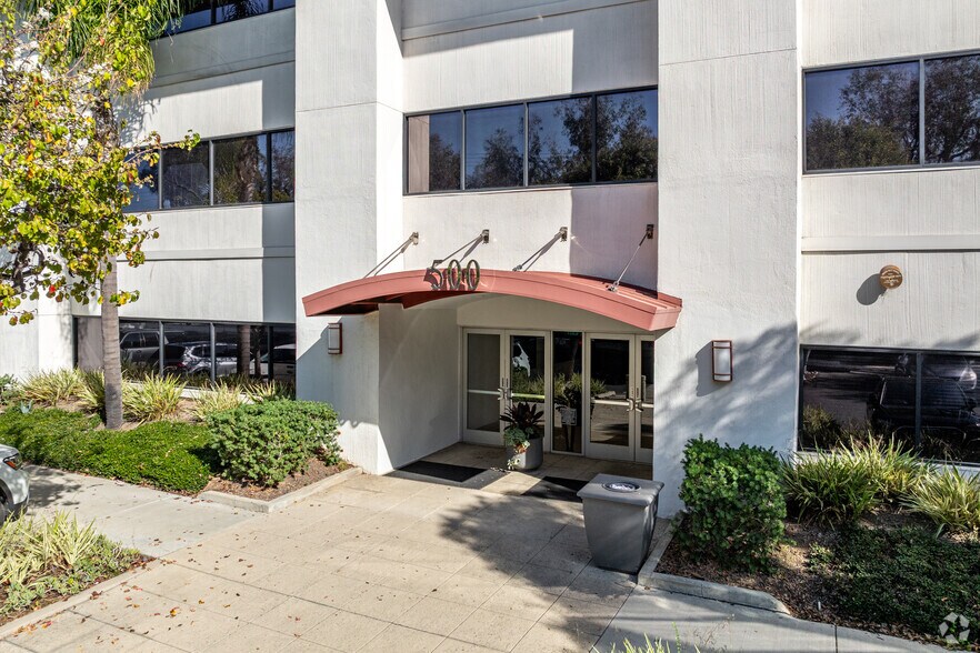 More Photos Of 500 S Kraemer Blvd, Brea Office For Lease