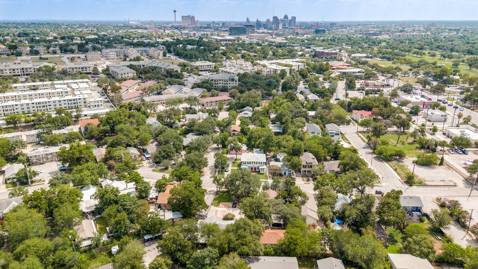 More Photos Of 215 Eleanor Ave, San Antonio Multifamily For Sale